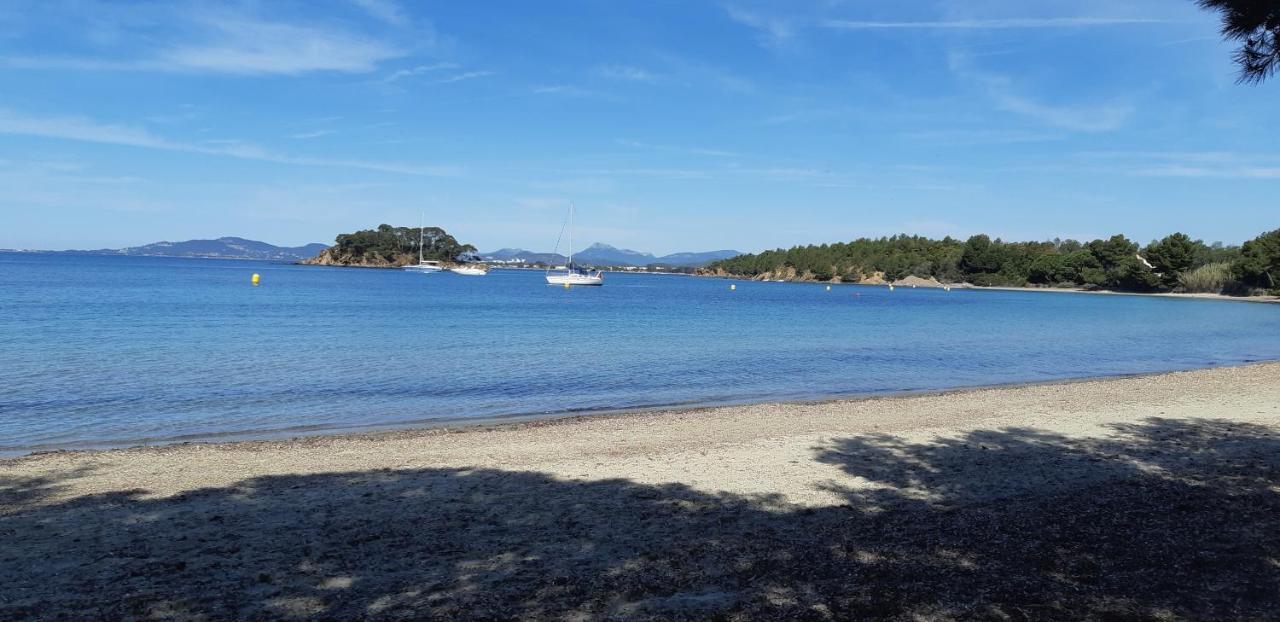 Roulotte Fenouillet Hotel Hyères Eksteriør billede